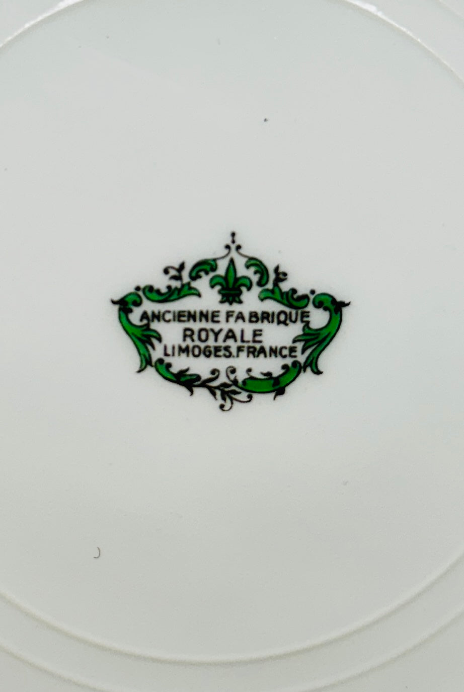 Marquage Ancienne Fabrique Royale Limoges France, porcelaine française ancienne de qualité